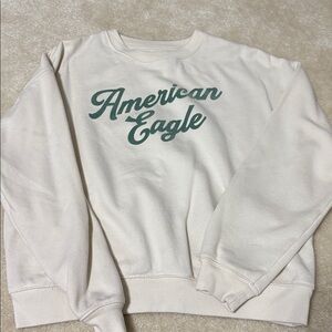 American Eagle Outfitters White Crewneck